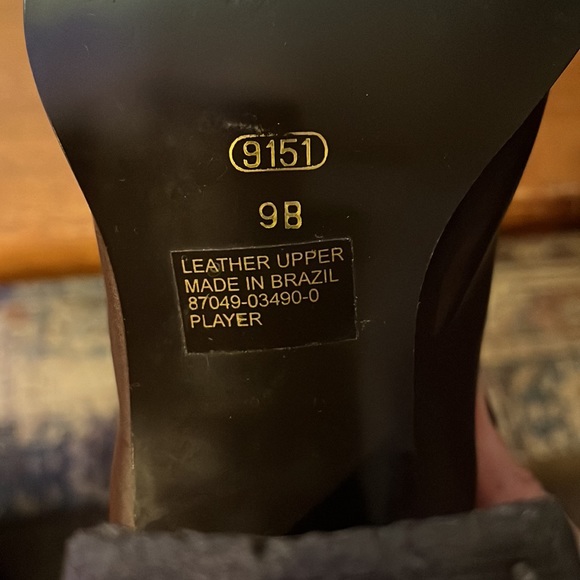 Bakers Leather Square Toe Chunk Heels Size 9 - Picture 3 of 6